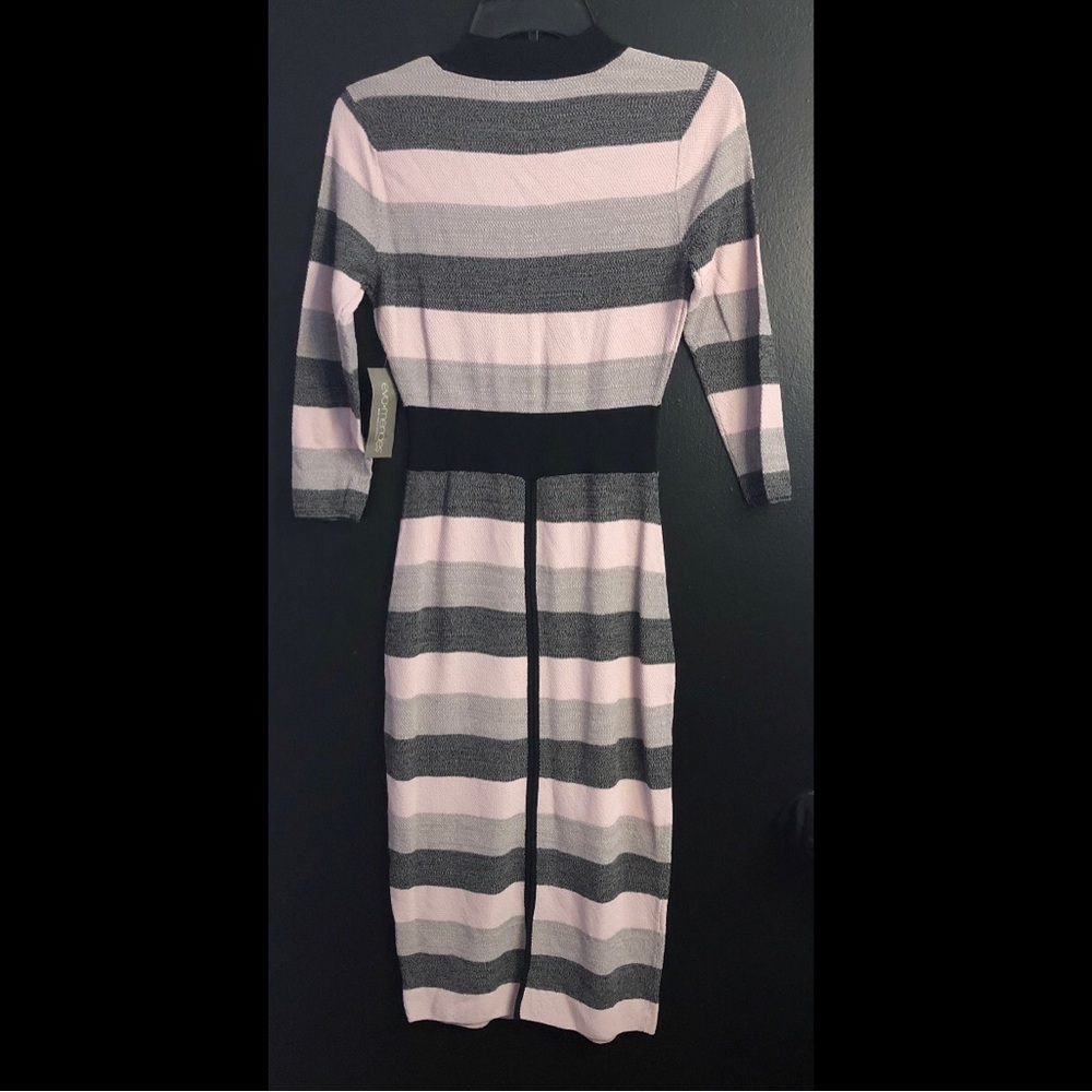 NY&Co 🔥 Striped V-Neck Midi Dress - Pink & Gray - Picture 2 of 4